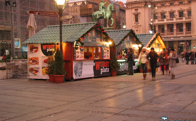 Christmas market on the Republic Square
