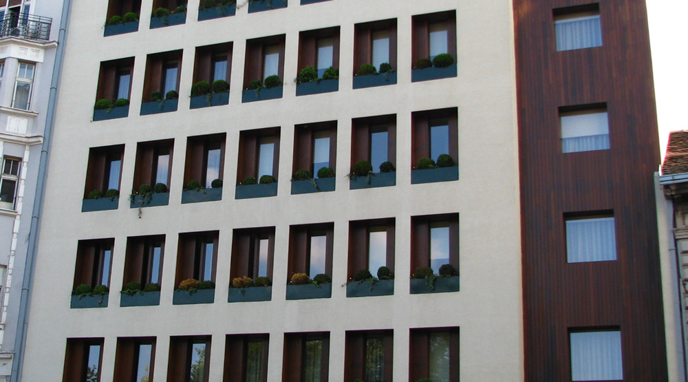 Square Nine hotel