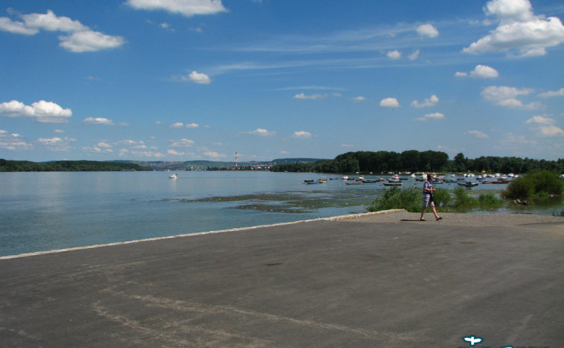 The blue Danube and Dorćol seen from the Zemun quay