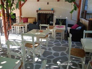 Mykonos cafe